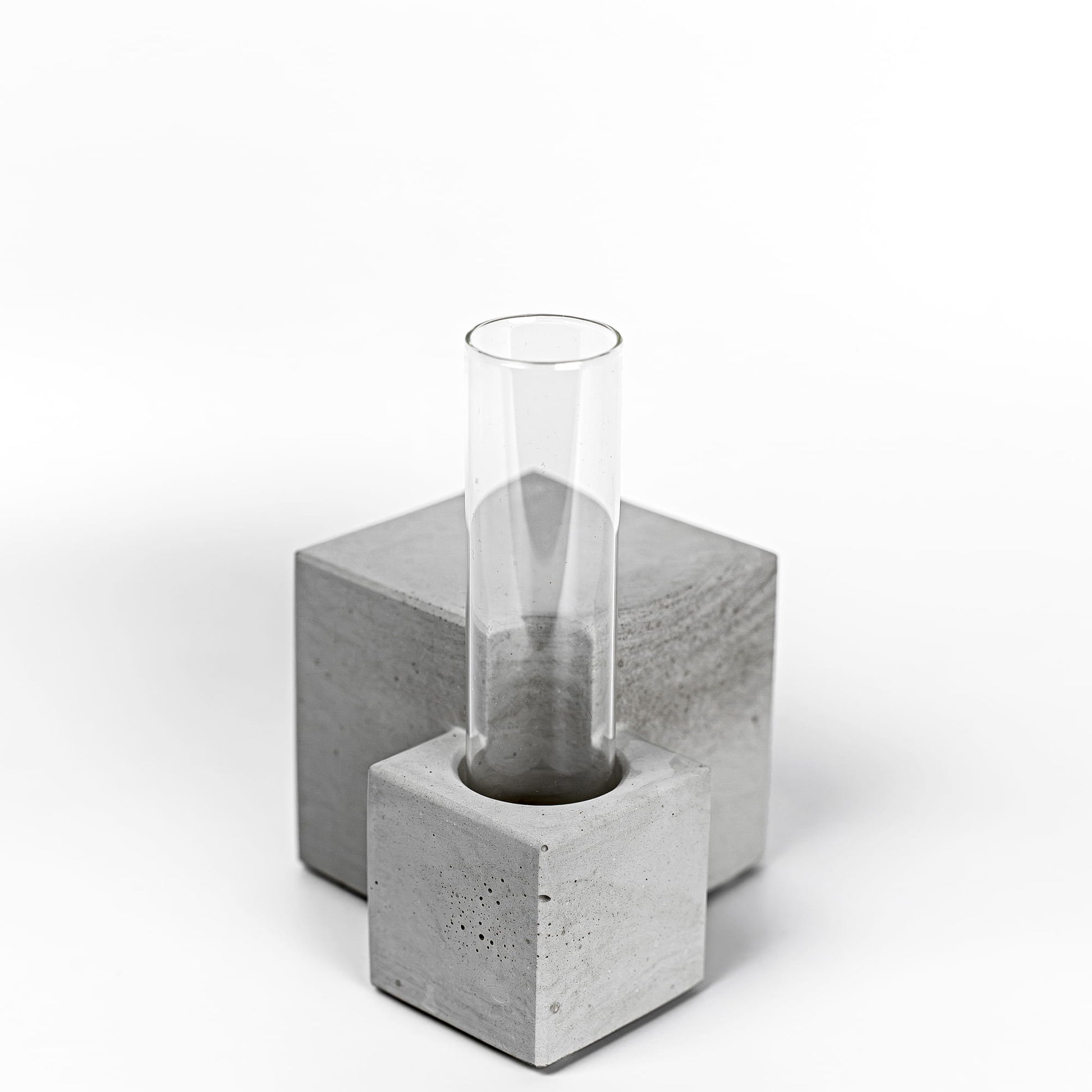 Beton Vase Core Frontalansicht