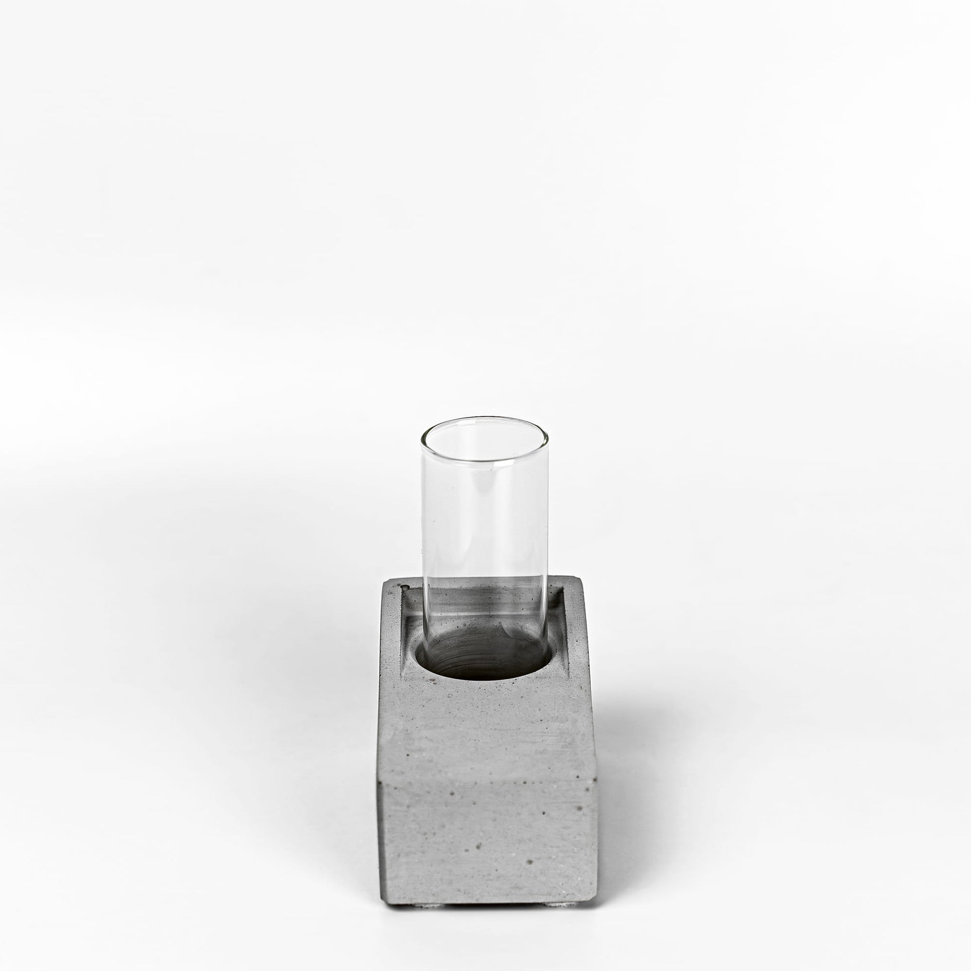Beton Vase Slab Frontalansicht