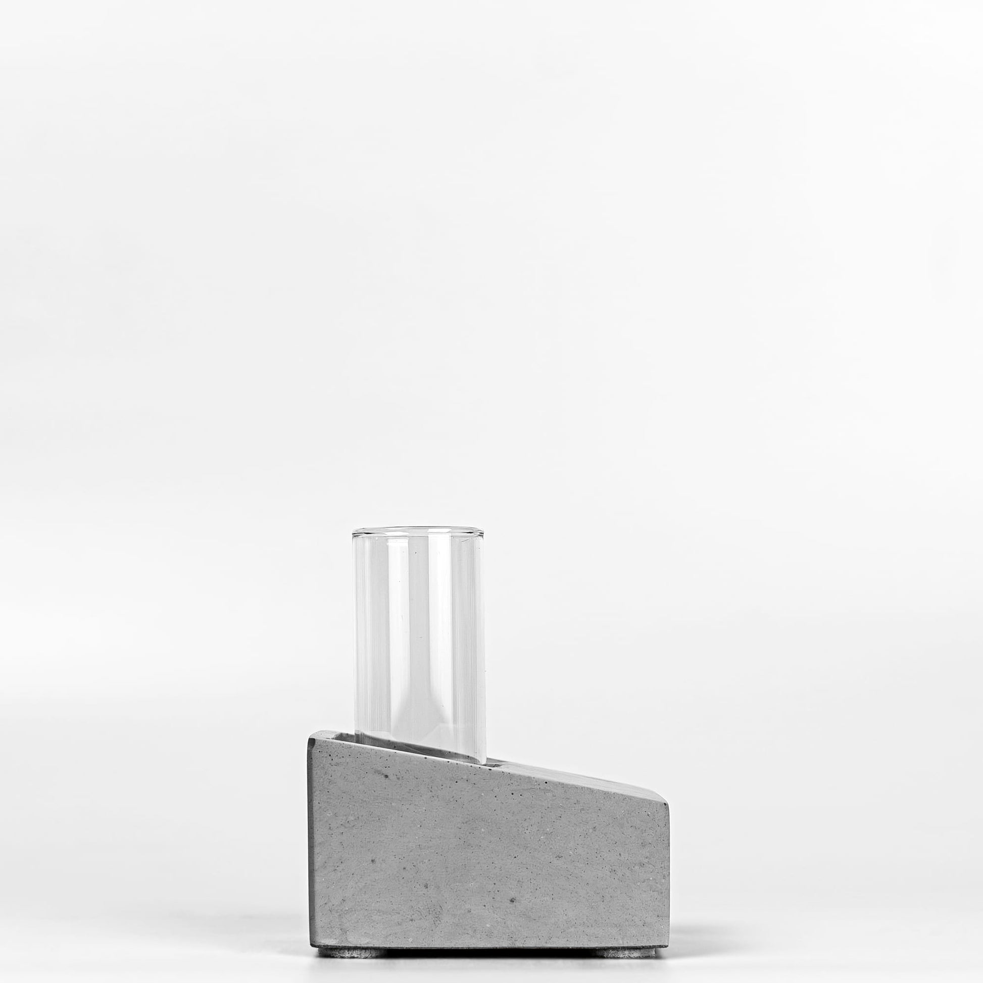 Beton Vase Slab Seitenansicht