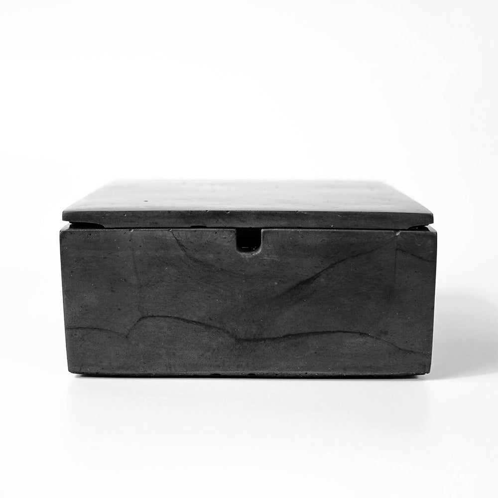 Wetterfester Design Aschenbecher aus Beton mit Deckel, schwarz