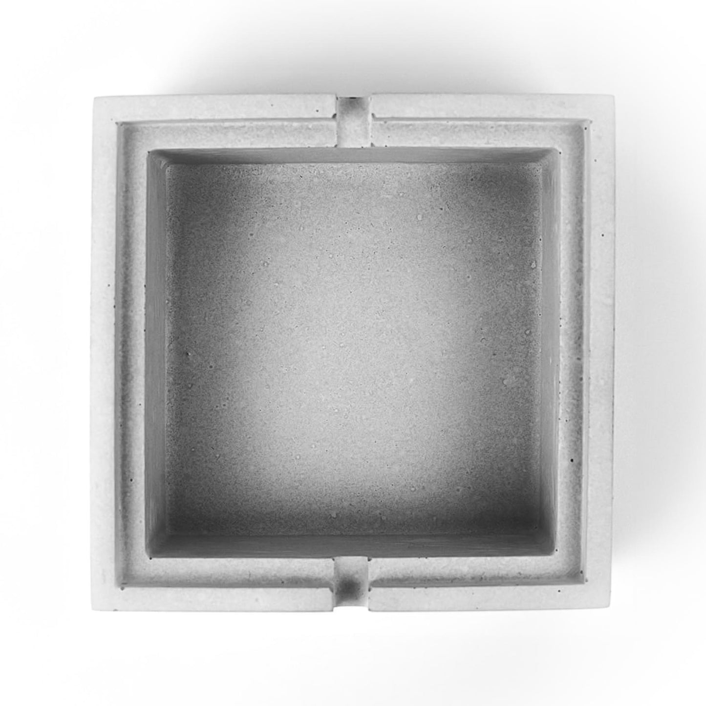 Obere Ansicht großer Design Aschenbecher aus Beton mit Deckel, grau