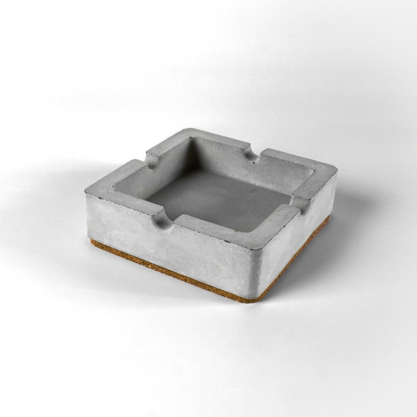 Design Aschenbecher aus Beton, Korkboden, grau, Ambiente