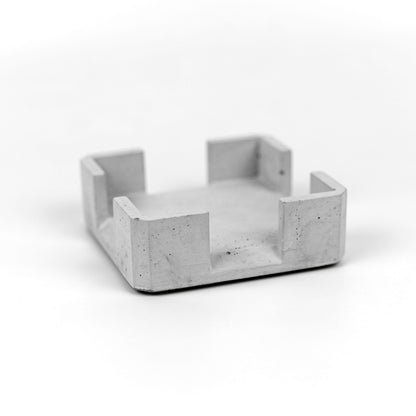 Post-it Halter aus Beton Gesamtansicht minimalistisches Design