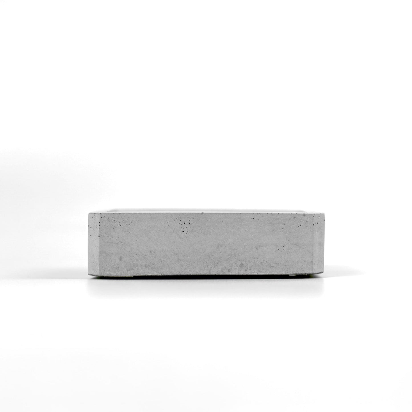 Visitenkartenhalter aus Beton Frontalansicht minimalistisches Design